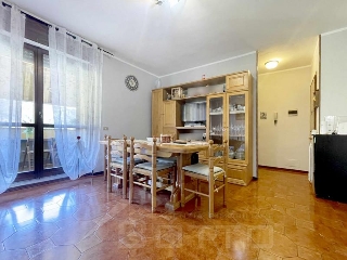 zoom immagine (Appartamento 108 mq, soggiorno, 3 camere, zona San Maurizio d'Opaglio)