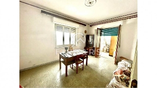 zoom immagine (Appartamento 100 mq, soggiorno, 3 camere, zona Via Galileo Galilei)