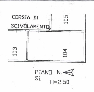 zoom immagine (Magazzino 55 mq, zona Michelangelo)