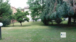 zoom immagine (Casa singola 180 mq, soggiorno, 3 camere, zona Turbigo - Centro)