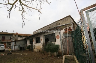 zoom immagine (Casa singola 205 mq, 3 camere, zona Lucignano)