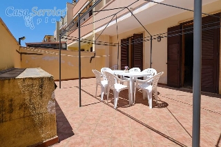 zoom immagine (Villa 220 mq, soggiorno, 3 camere, zona Gallipoli)