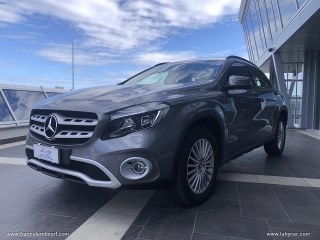 zoom immagine (MERCEDES-BENZ GLA 180 D Automatic Business)