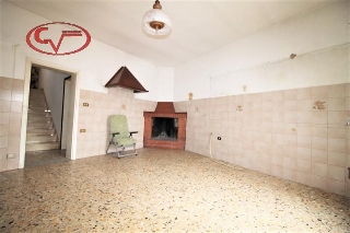 zoom immagine (Casa a schiera 130 mq, soggiorno, 4 camere, zona Ricasoli)