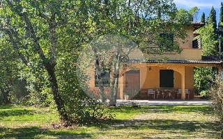 zoom immagine (Casa singola 210 mq, soggiorno, 4 camere, zona Castiglion Fibocchi)