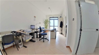 zoom immagine (Appartamento 90 mq, soggiorno, 3 camere, zona Fasano)