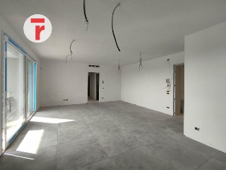 zoom immagine (Appartamento 130 mq, soggiorno, 3 camere, zona Vigonza)