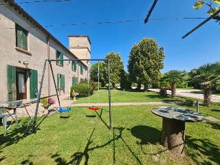 zoom immagine (Casa a schiera 200 mq, soggiorno, 4 camere, zona Cà Morosini)