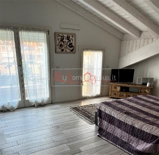 zoom immagine (Appartamento 130 mq, 2 camere, zona Selvazzano Dentro)