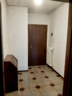 zoom immagine (Appartamento 115 mq, soggiorno, 2 camere, zona Guizza)