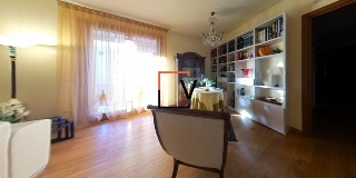 zoom immagine (Appartamento 200 mq, soggiorno, 4 camere, zona Casale Sul Sile - Centro)