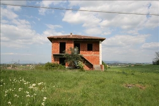 zoom immagine (Casa singola 5 mq, 1 camera, zona Lucignano)