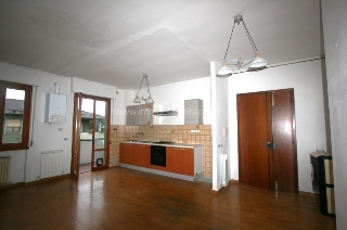 zoom immagine (Appartamento 5 mq, 3 camere, zona Torrita di Siena)