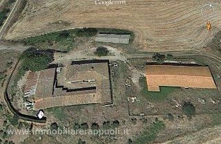 zoom immagine (Rustico 450 mq, più di 3 camere, zona Rapolano Terme)