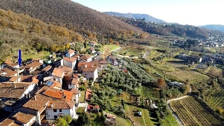 zoom immagine (Rustico 115 mq, soggiorno, 2 camere, zona Monticelli Brusati)