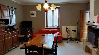 zoom immagine (Appartamento 230 mq, soggiorno, 3 camere, zona Ciliverghe)