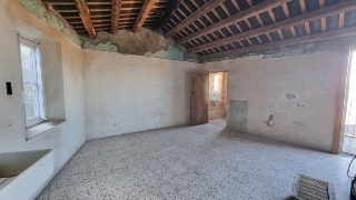 zoom immagine (Casa singola 127 mq, soggiorno, 3 camere, zona Santa Lucia del Mela)