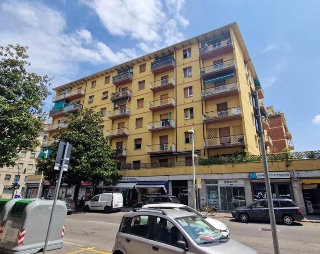 zoom immagine (Appartamento 71 mq, soggiorno, 1 camera, zona San Leonardo - Stazione Ferrovia)