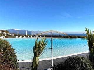 zoom immagine (Attico 250 mq, soggiorno, 3 camere, zona Padenghe Sul Garda)