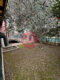 zoom immagine (Appartamento 100 mq, 2 camere, zona Gatteo - Centro)