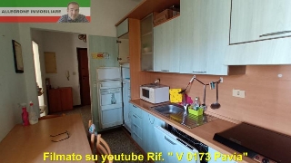 zoom immagine (Appartamento 55 mq, soggiorno, 1 camera, zona Policlinico - P.te di Pietra)