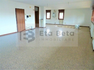 zoom immagine (Appartamento 180 mq, soggiorno, più di 3 camere, zona Mejaniga)