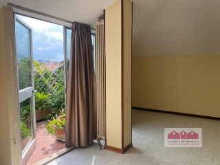 zoom immagine (Appartamento 250 mq, soggiorno, 4 camere, zona Sant'Andrea)