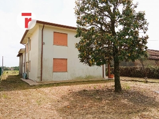 zoom immagine (Casa singola 250 mq, soggiorno, più di 3 camere, zona Villafranca Padovana)