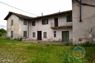 zoom immagine (Casa singola 379 mq, soggiorno, 3 camere, zona Savogna d'Isonzo)