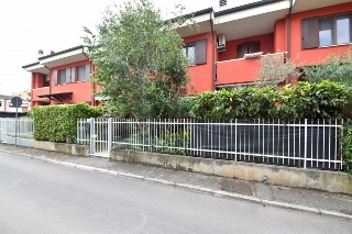 zoom immagine (Casa a schiera 180 mq, soggiorno, 3 camere, zona Borgo Nuovo)
