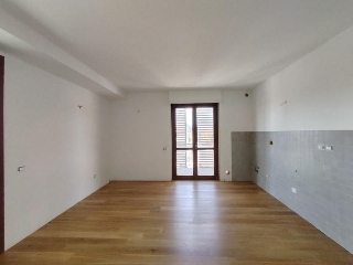 zoom immagine (Appartamento 99 mq, 2 camere, zona Ponte San Giovanni)