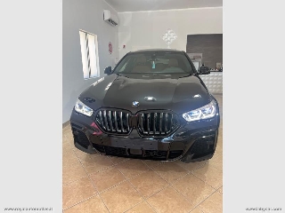 zoom immagine (BMW X6 xDrive30d 48V Msport)