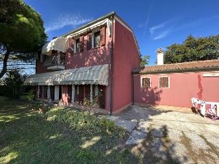 zoom immagine (Casa singola 138 mq, soggiorno, 3 camere, zona Sant'Anna di Chioggia)