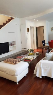 zoom immagine (Appartamento 140 mq, soggiorno, 3 camere, zona San Giovanni)