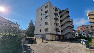 zoom immagine (Garage 32 mq, zona San Giovanni)