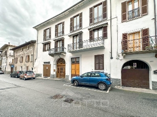 zoom immagine (Casa singola 250 mq, soggiorno, 3 camere, zona Romagnano Sesia - Centro)