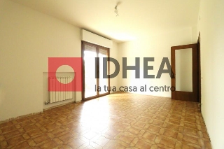 zoom immagine (Appartamento 117 mq, soggiorno, 3 camere, zona Sant'Artemio)