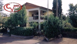 zoom immagine (Casa singola 150 mq, soggiorno, più di 3 camere, zona Traiana)