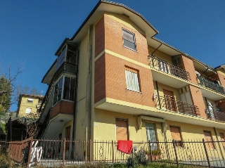 zoom immagine (Appartamento 155 mq, soggiorno, 3 camere, zona Macerata Feltria)