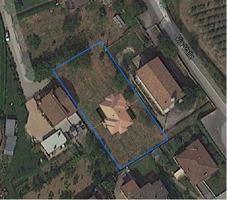 zoom immagine (Terreno 1350 mq, zona Tregnago - Centro)