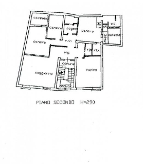 zoom immagine (Appartamento 140 mq, soggiorno, 3 camere, zona Piazze)