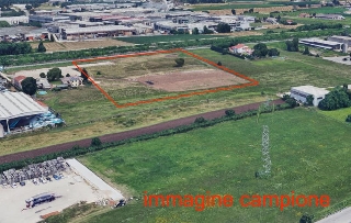 zoom immagine (Terreno 12156 mq, zona Veronella)