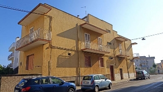 zoom immagine (Palazzo 280 mq, 9 camere, zona Fasano)
