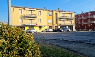 zoom immagine (Palazzo 400 mq, soggiorno, 8 camere, zona Alseno - Centro)