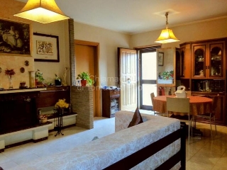 zoom immagine (Appartamento 150 mq, soggiorno, 2 camere, zona Osteria Nuova)