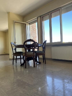 zoom immagine (Appartamento 110 mq, soggiorno, 3 camere, zona Maser - Centro)