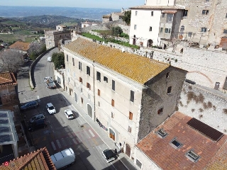 zoom immagine (Trilocale via delle Mura 6, Lugnano in Teverina)