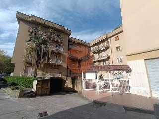 zoom immagine (Appartamento 102 mq, soggiorno, 2 camere, zona Caserta Ferrarecce / Acquaviva / Lincoln)