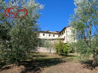 zoom immagine (Villa 550 mq, soggiorno, più di 3 camere, zona Grimoli)